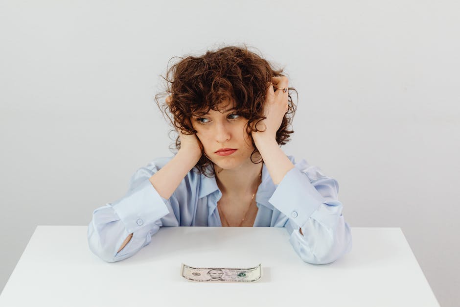how does influencer make money