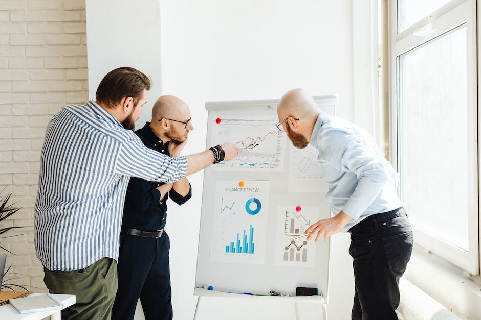 how to find upward trending stocks