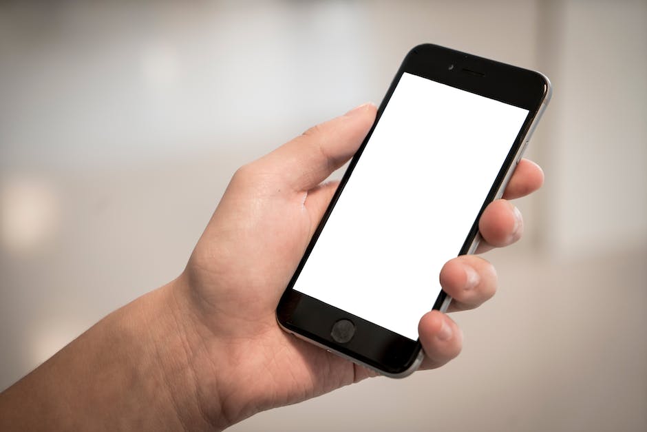 how to get rid of trending searches on iphone