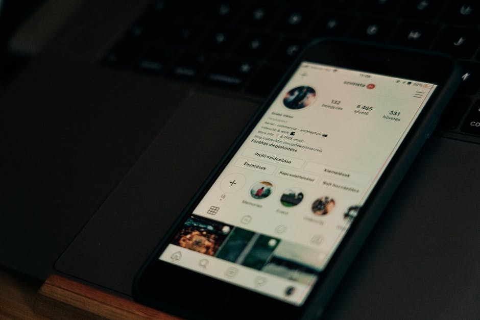 how to know trending hashtags on instagram