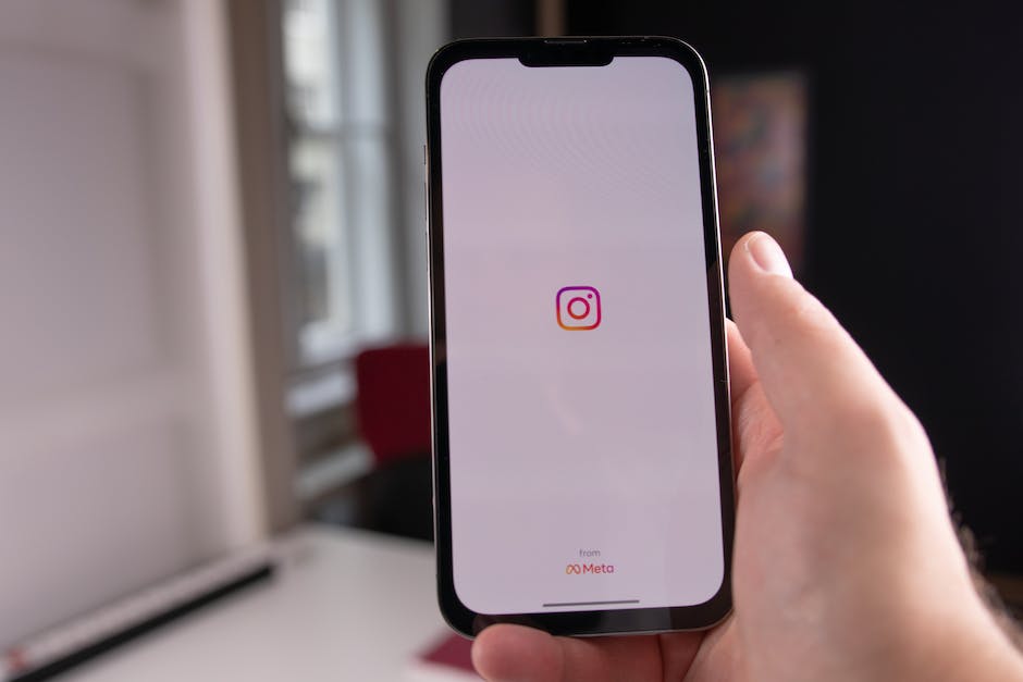 how to know trending reels on instagram