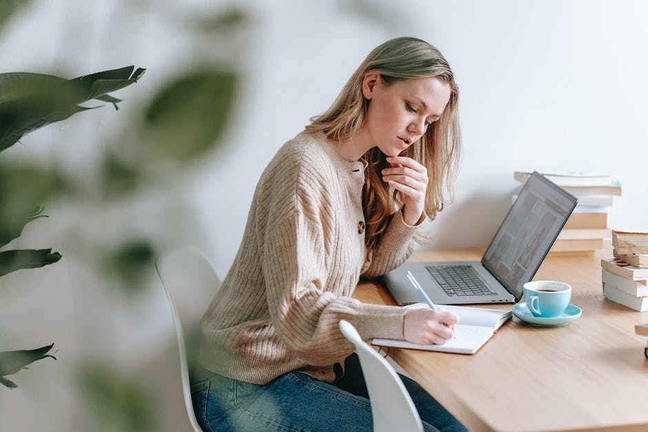 what is the main focus of modern marketing