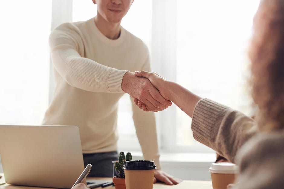 what is the main focus of modern marketing