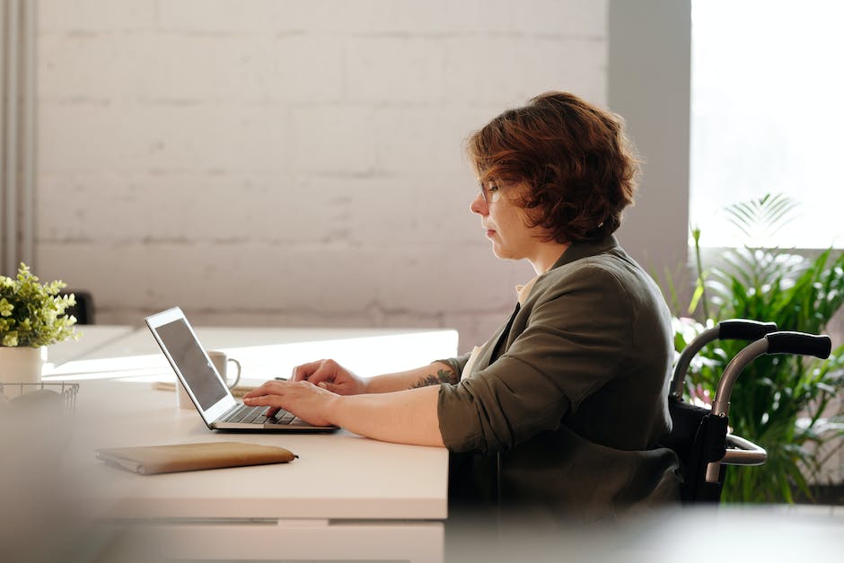 what is the main focus of modern marketing